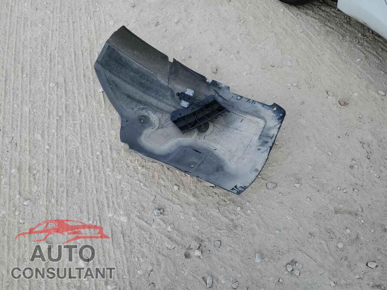 TESLA MODEL 3 2018 - 5YJ3E1EB5JF101178