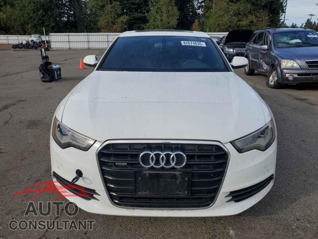 AUDI A6 2012 - WAUGGBFC9CN042467