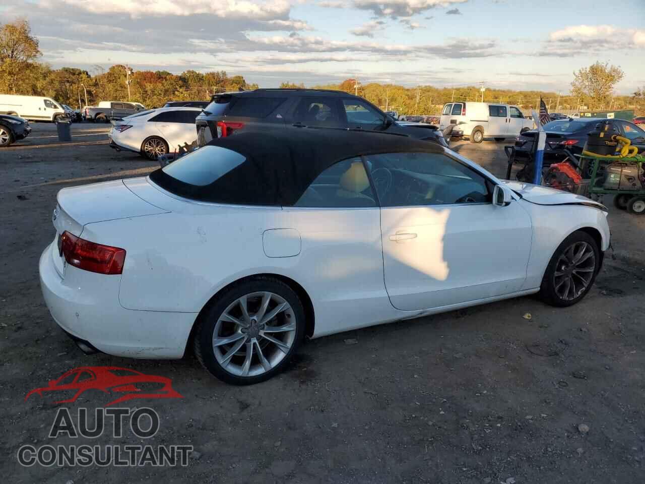 AUDI A5 2013 - WAULFAFH8DN000512