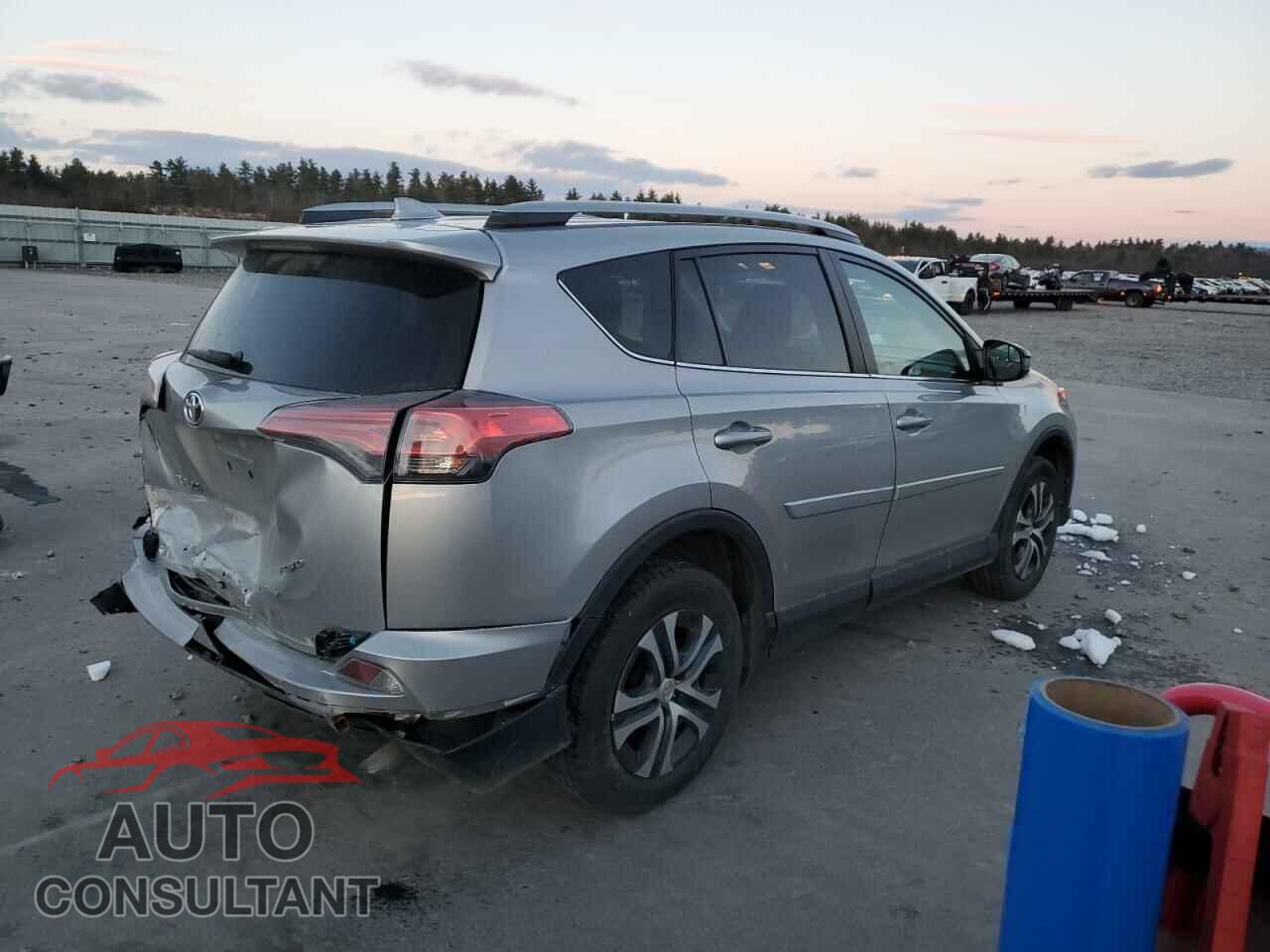 TOYOTA RAV4 2017 - 2T3BFREV5HW573936