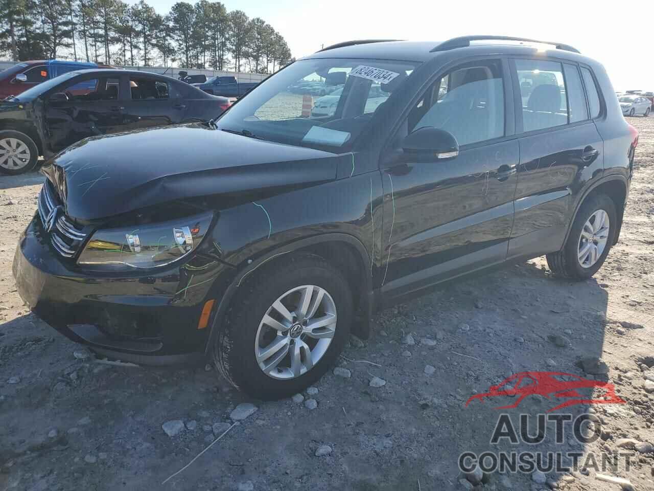 VOLKSWAGEN TIGUAN 2017 - WVGBV7AX5HK034185