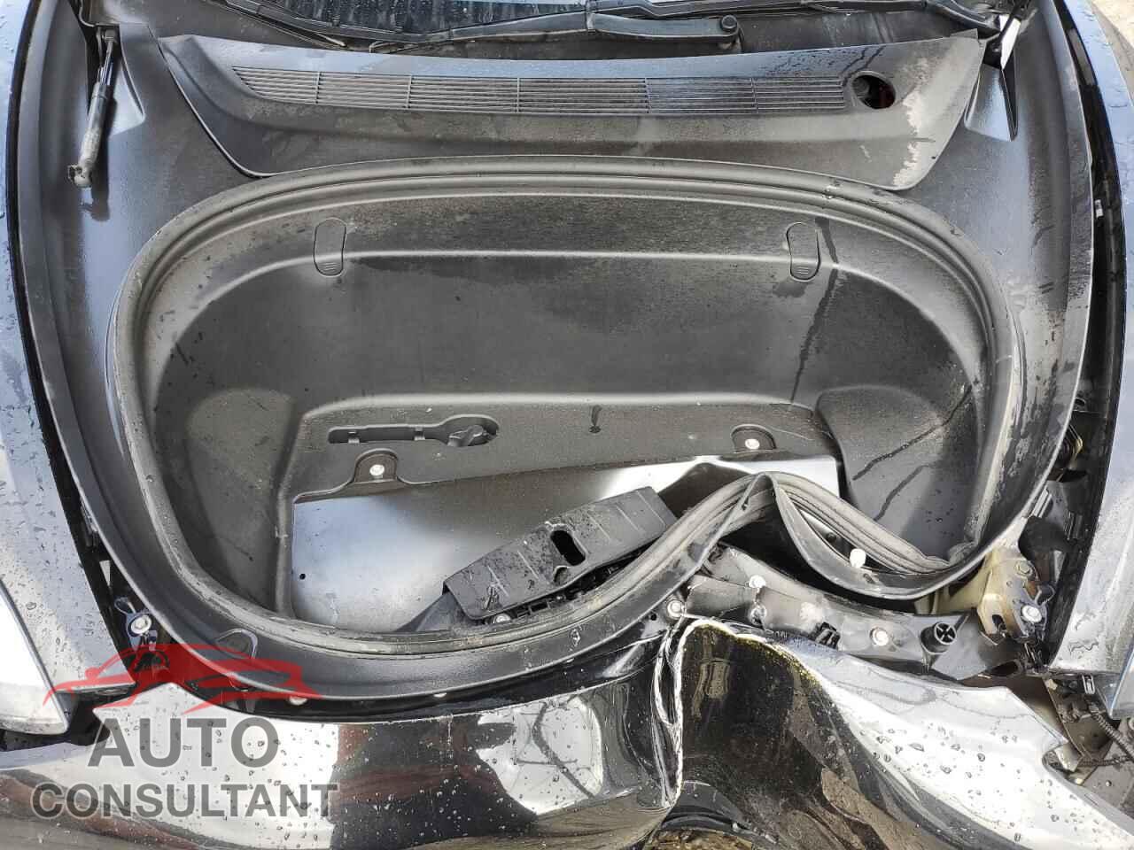 TESLA MODEL 3 2018 - 5YJ3E1EA9JF172908