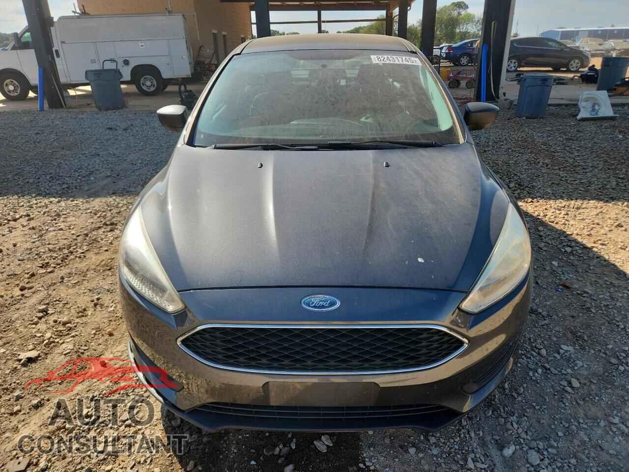 FORD FOCUS 2017 - 1FADP3E20HL312005