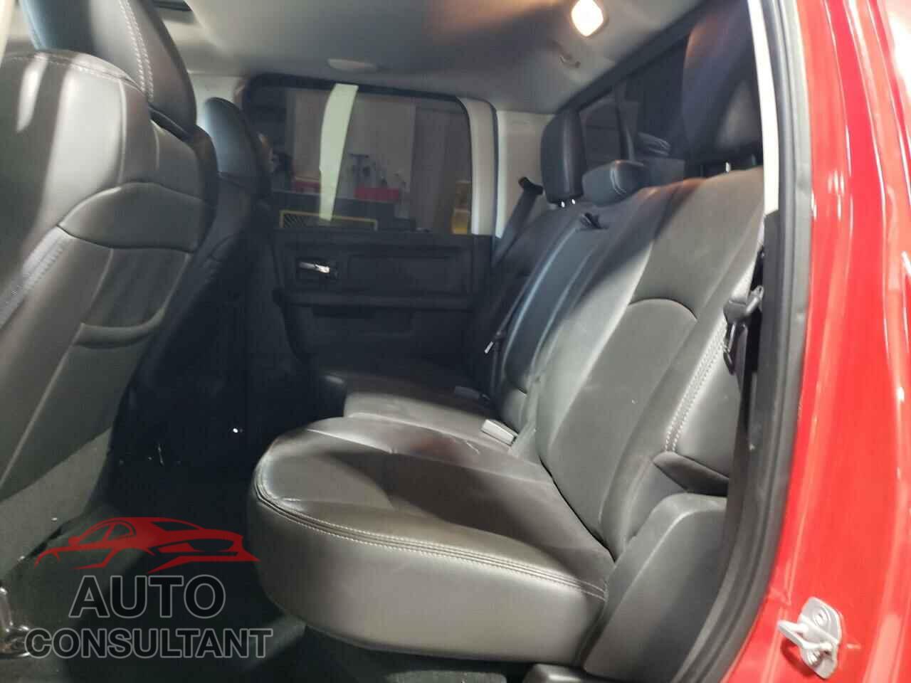 DODGE RAM 1500 2012 - 1C6RD7MT3CS305887