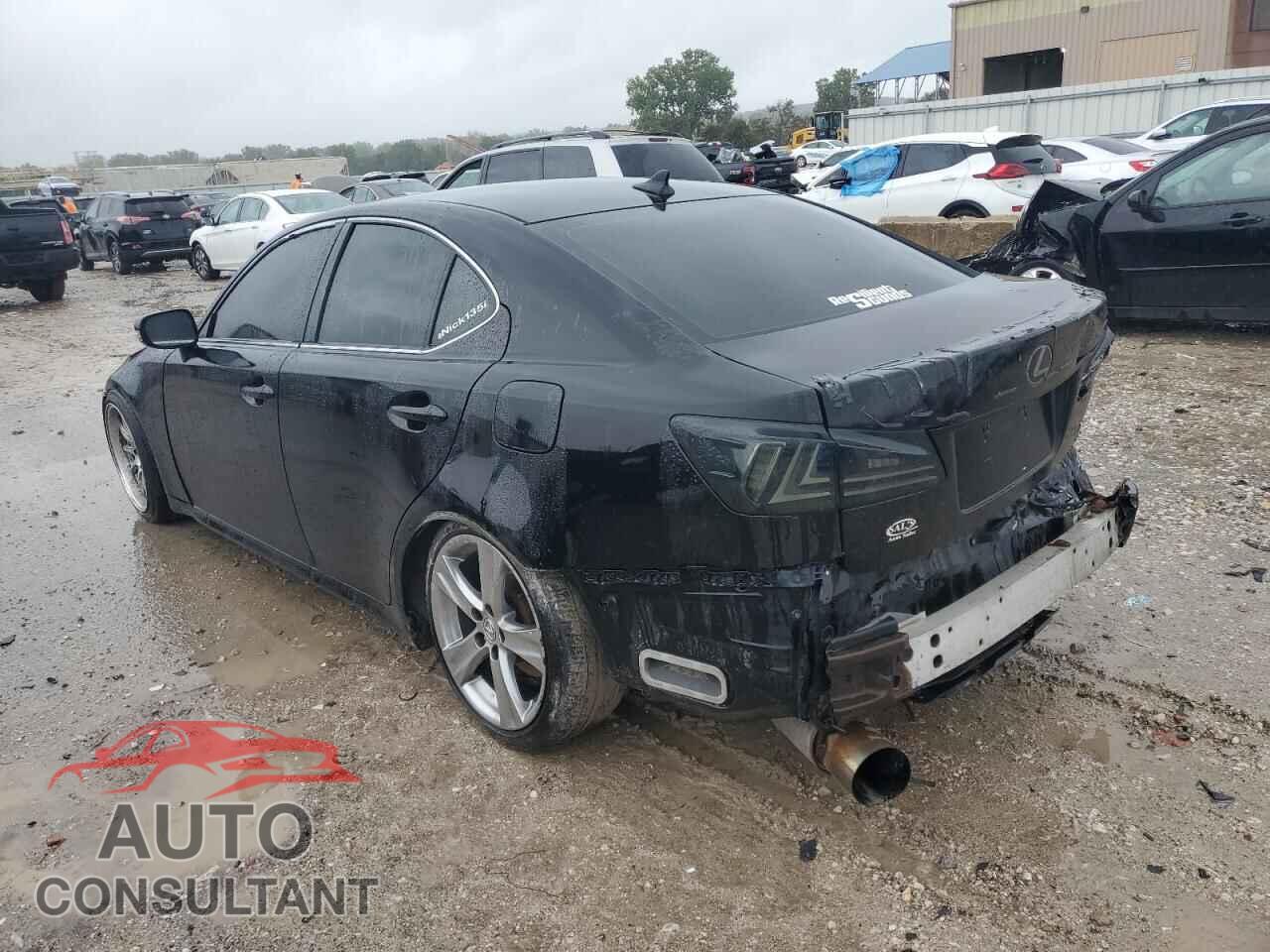 LEXUS IS 2011 - JTHBE5C25B5028174