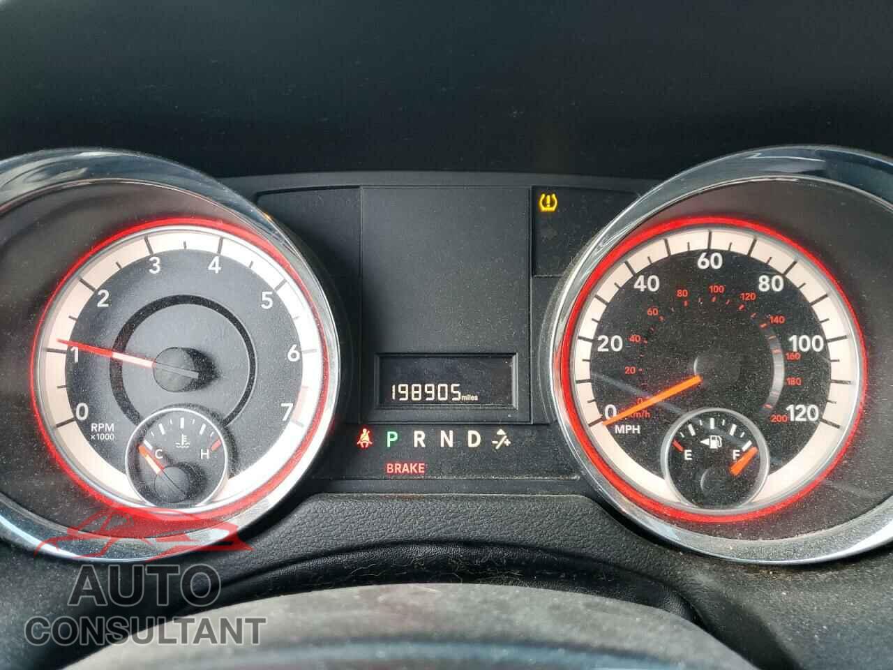 DODGE CARAVAN 2013 - 2C4RDGBG7DR609158