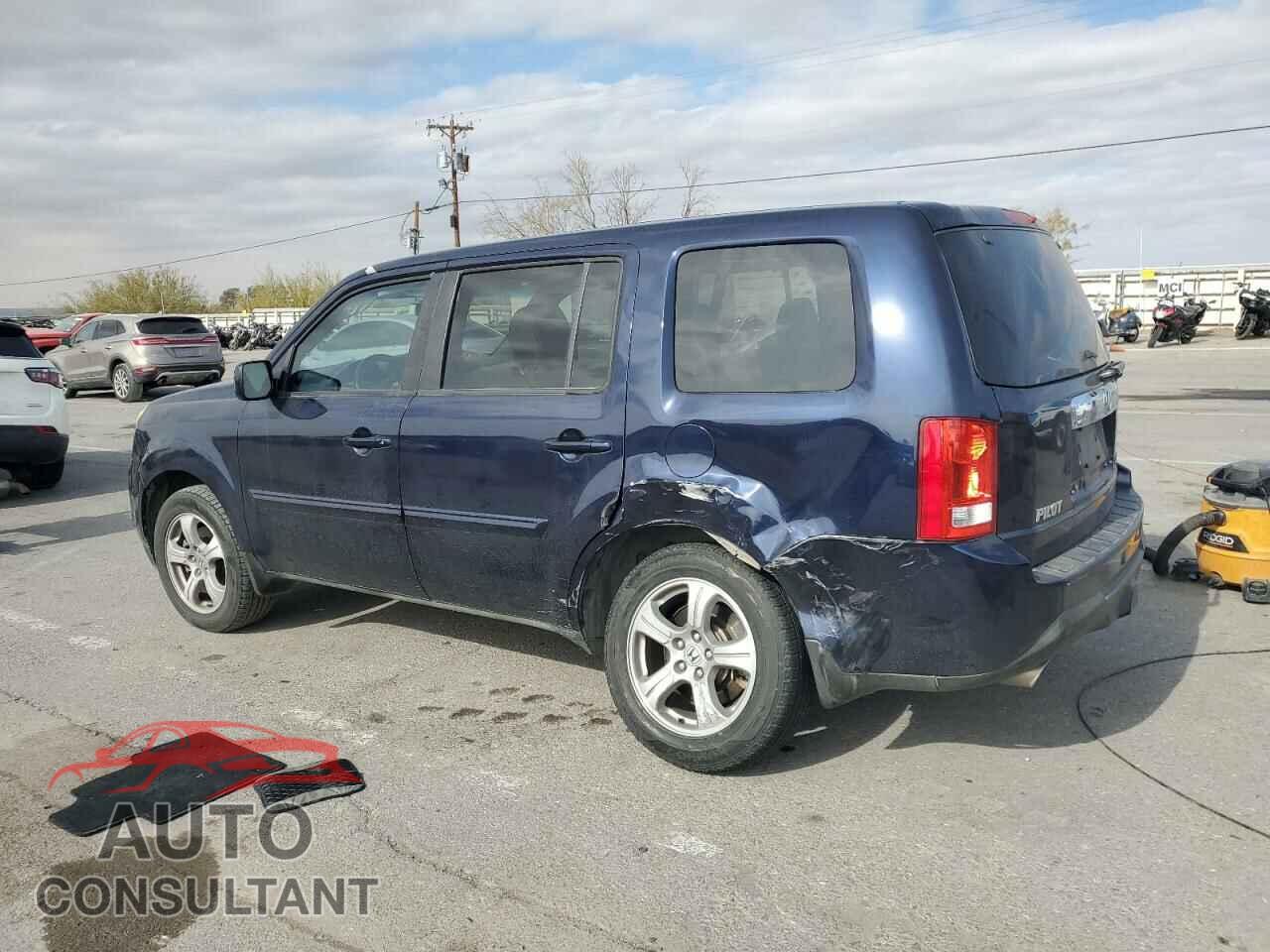 HONDA PILOT 2013 - 5FNYF3H52DB016548