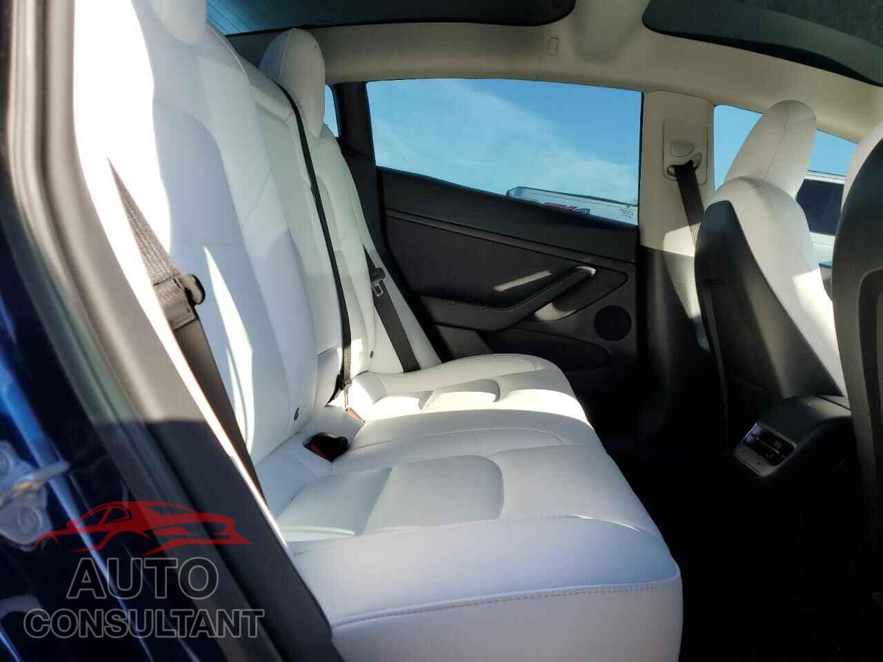 TESLA MODEL 3 2023 - 5YJ3E1EA9PF587302