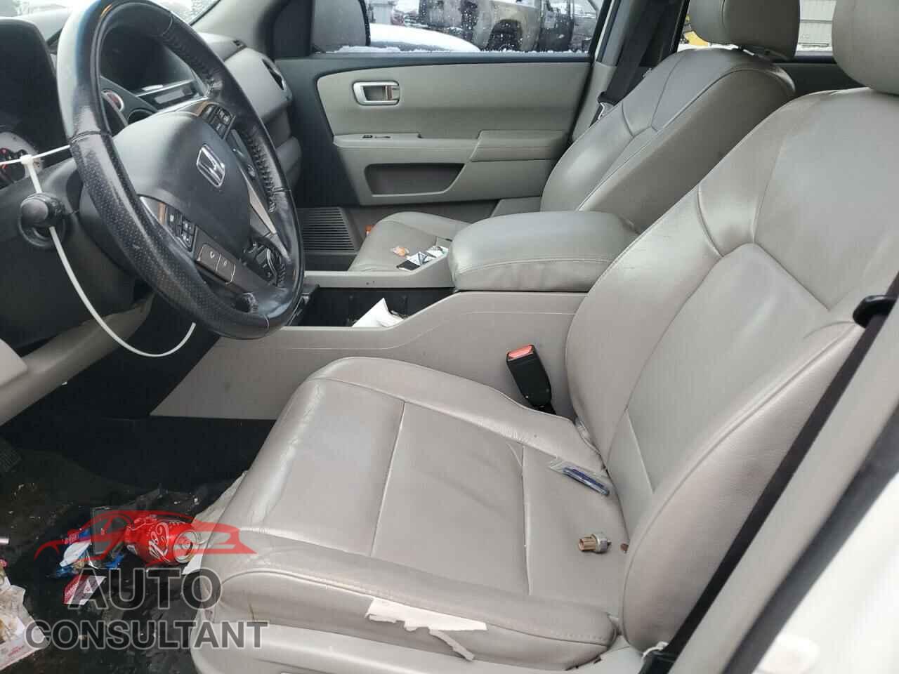 HONDA PILOT 2013 - 5FNYF4H65DB059506