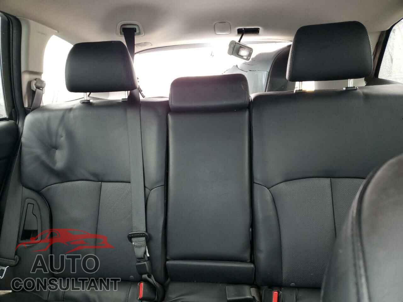 SUBARU OUTBACK 2014 - 4S4BRBLC8E3211688
