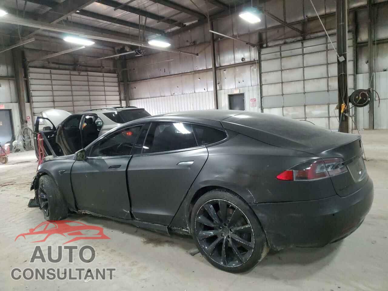 TESLA MODEL S 2018 - 5YJSA1E2XJF266750