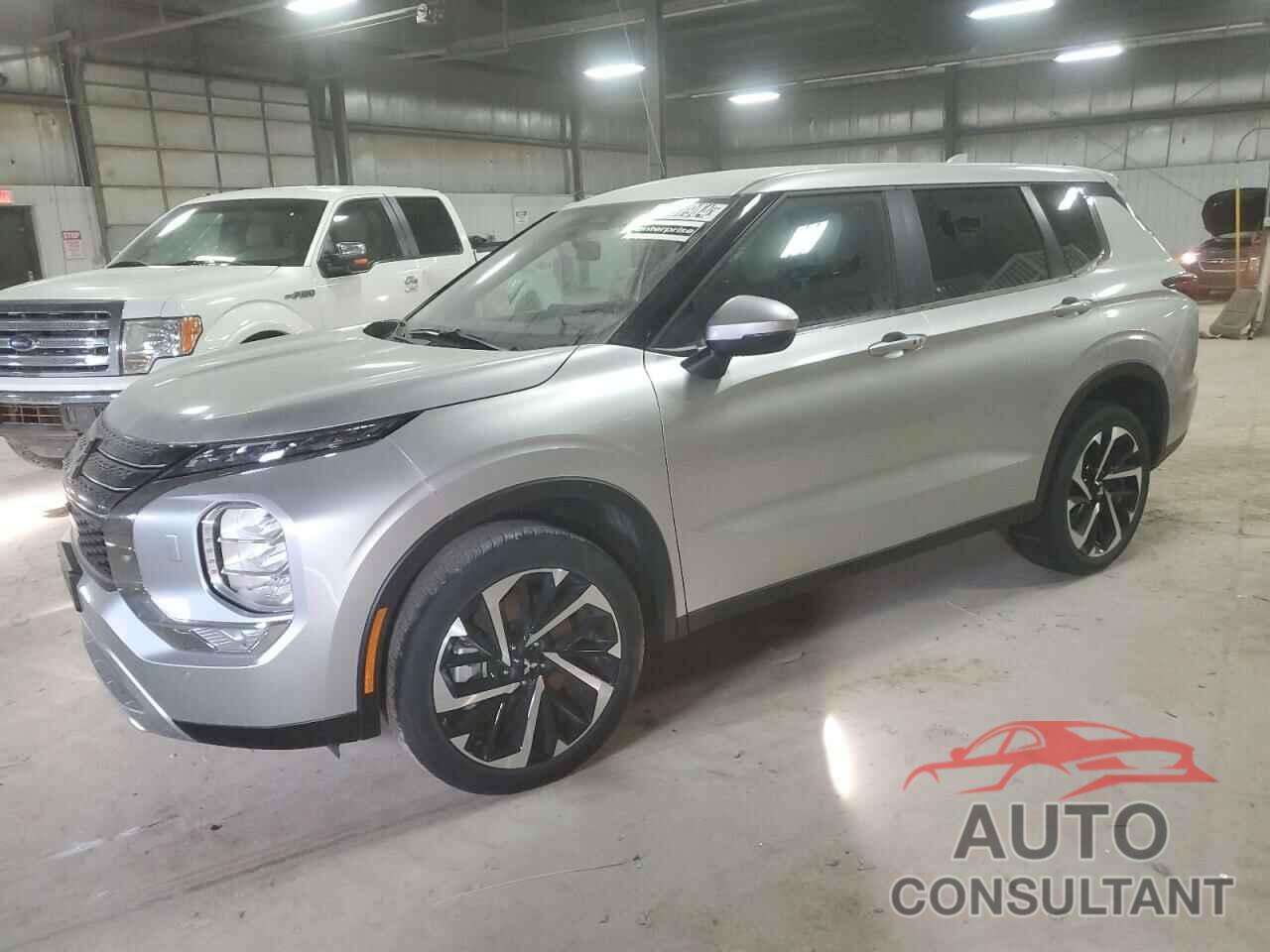 MITSUBISHI OUTLANDER 2024 - JA4J4VA83RZ070301