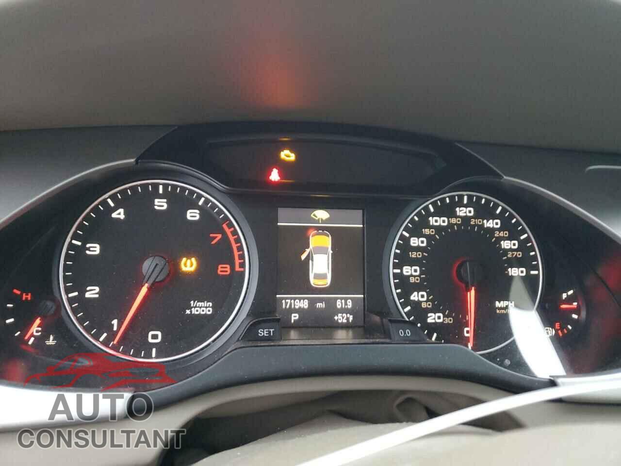 AUDI A4 2012 - WAUFFAFL0CA097423