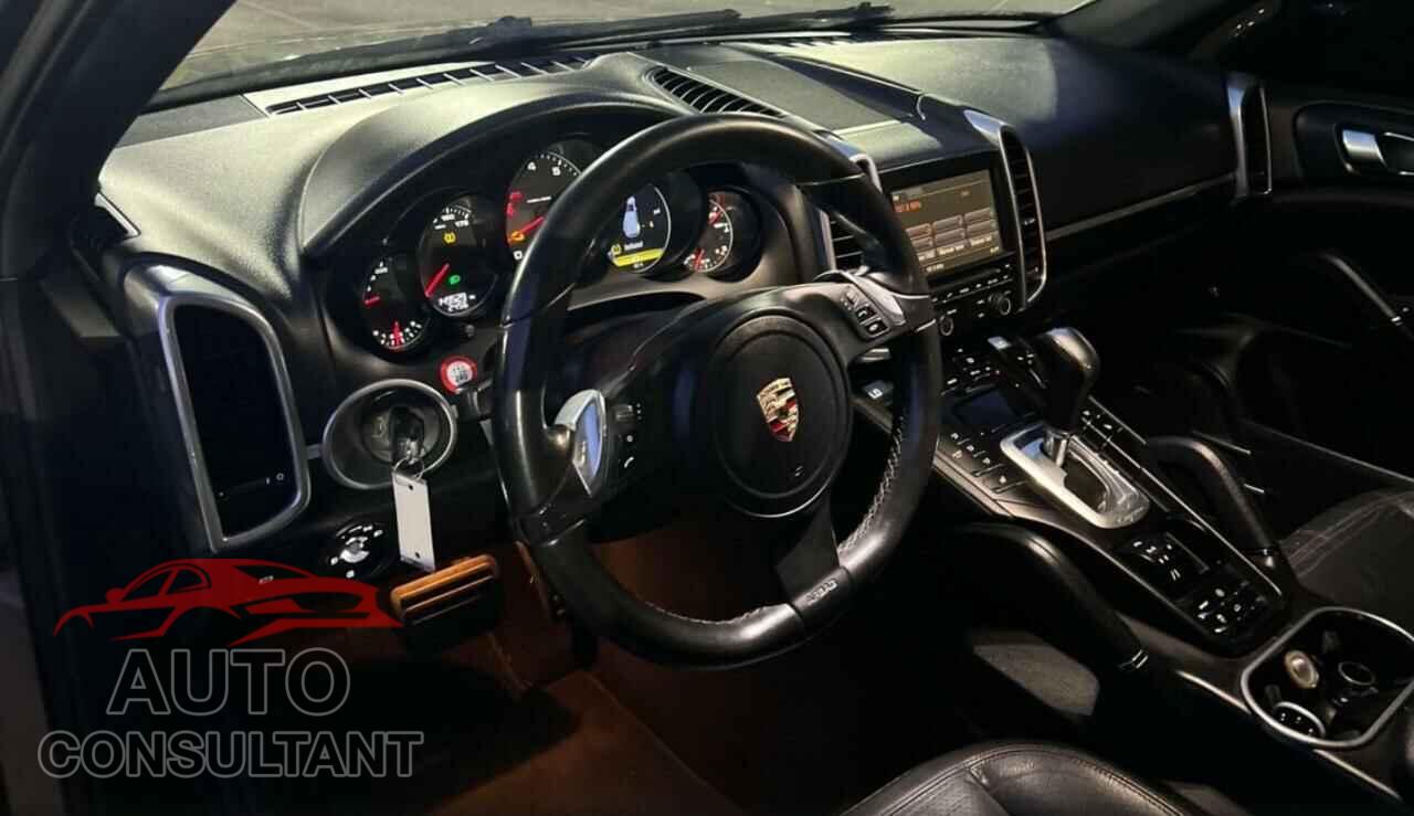 PORSCHE CAYENNE 2011 - WP1AA2A24BLA03058