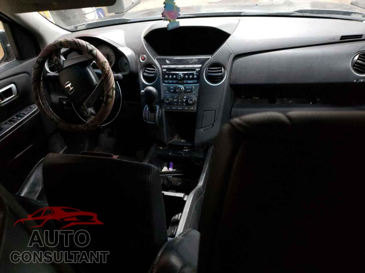 HONDA PILOT 2013 - 5FNYF4H50DB068492