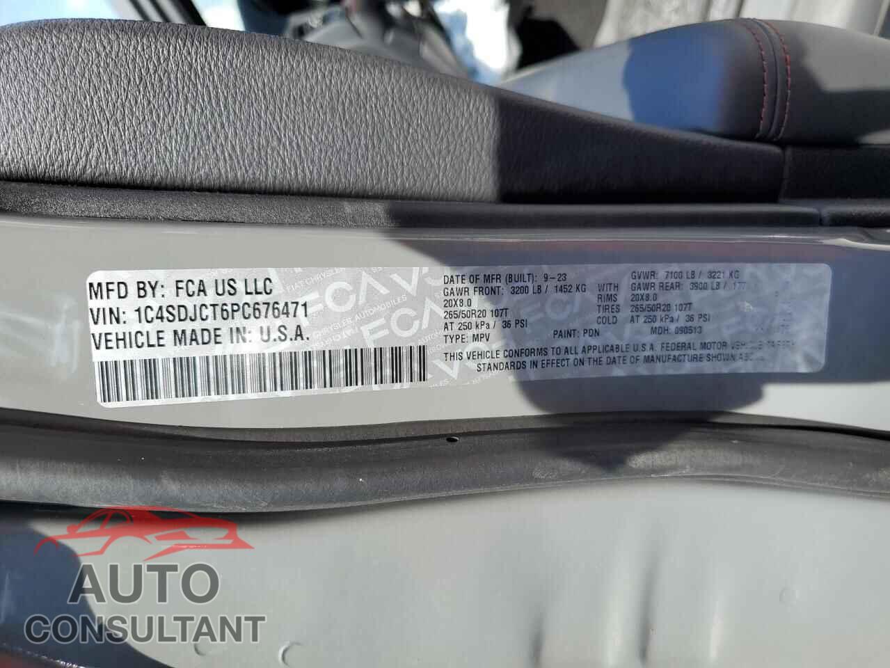 DODGE DURANGO 2023 - 1C4SDJCT6PC676471