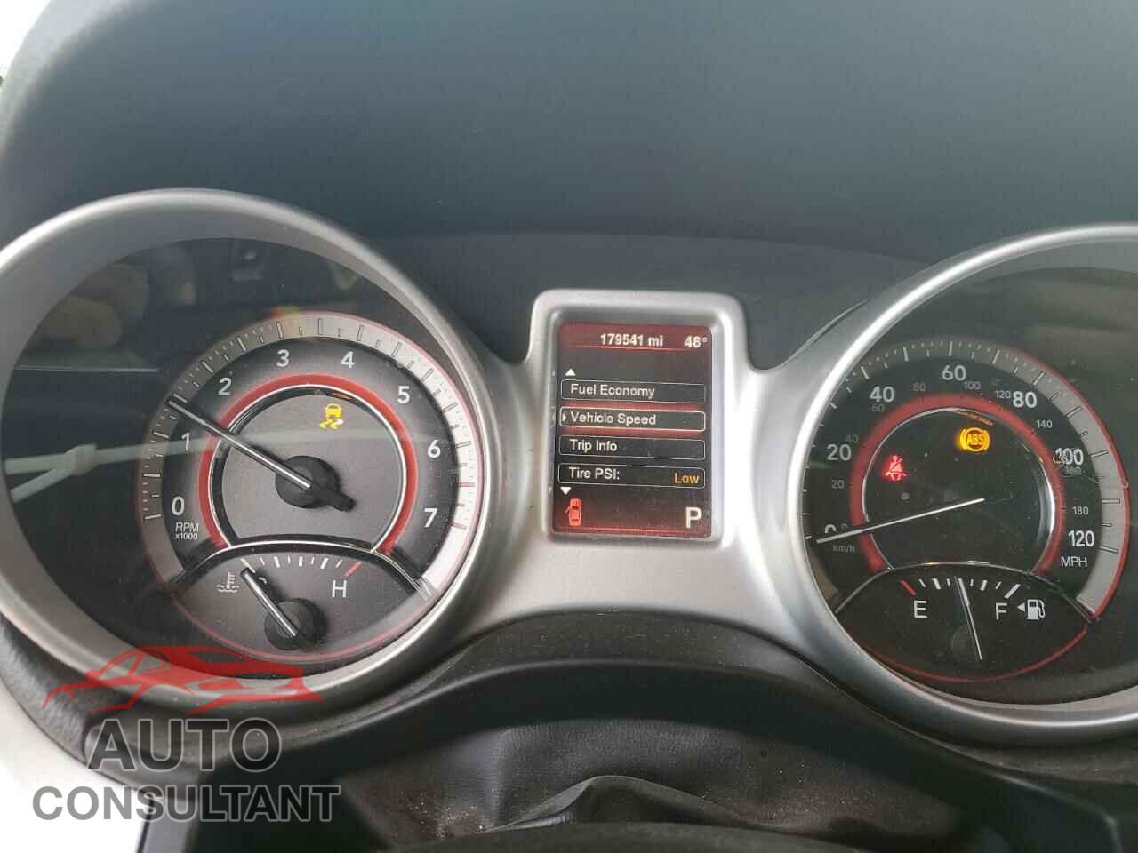 DODGE JOURNEY 2013 - 3C4PDCBB4DT517877