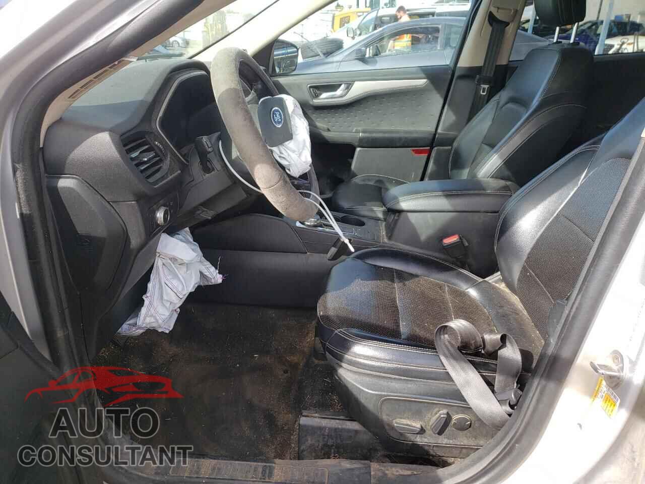 FORD ESCAPE 2020 - 1FMCU0H61LUA15058