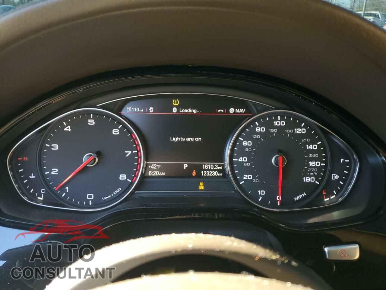 AUDI A8 2013 - WAURGAFD2DN001384