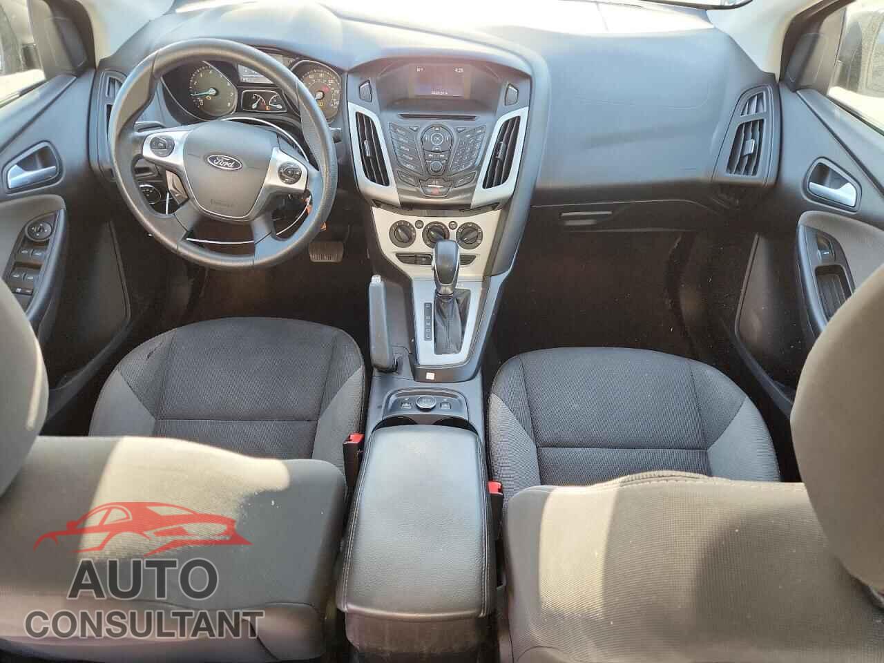 FORD FOCUS 2014 - 1FADP3F23EL257575