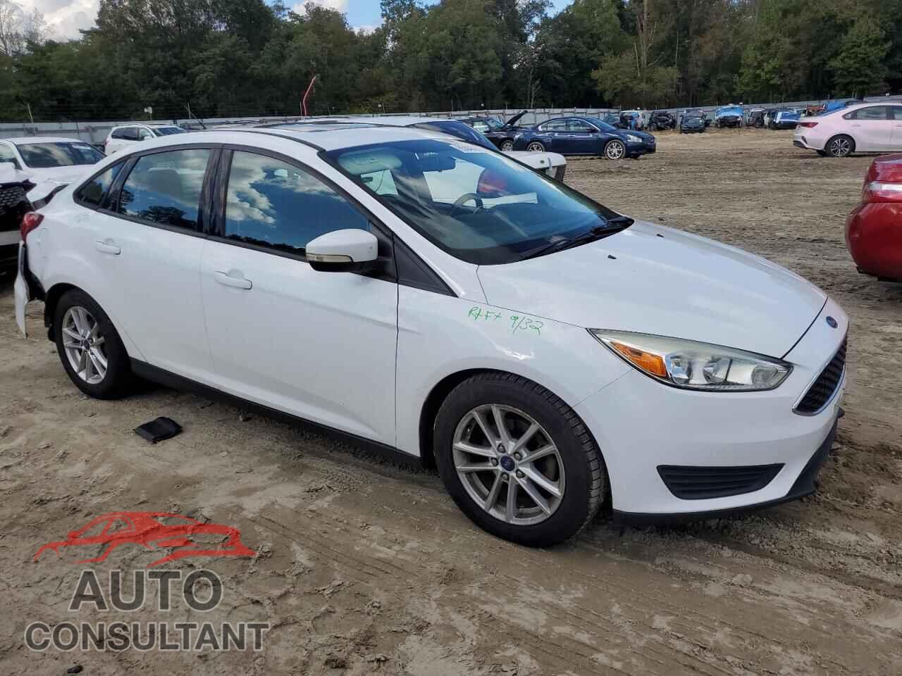 FORD FOCUS 2015 - 1FADP3F21FL243515
