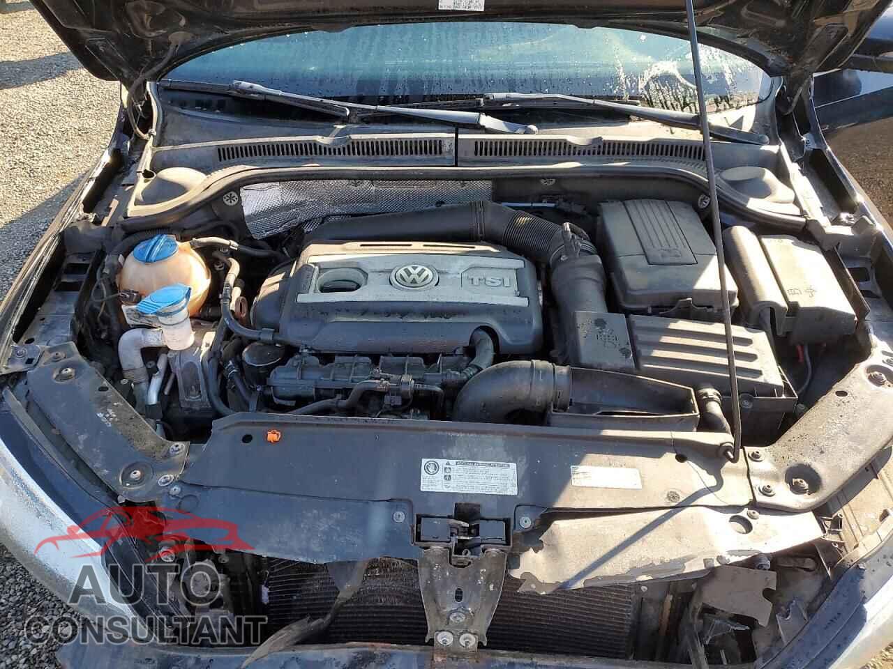 VOLKSWAGEN JETTA 2012 - 3VW5A7AJ7CM450309