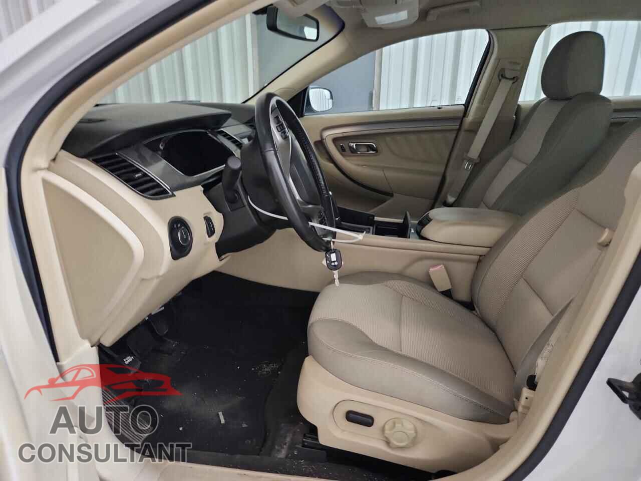 FORD TAURUS 2013 - 1FAHP2E82DG136979