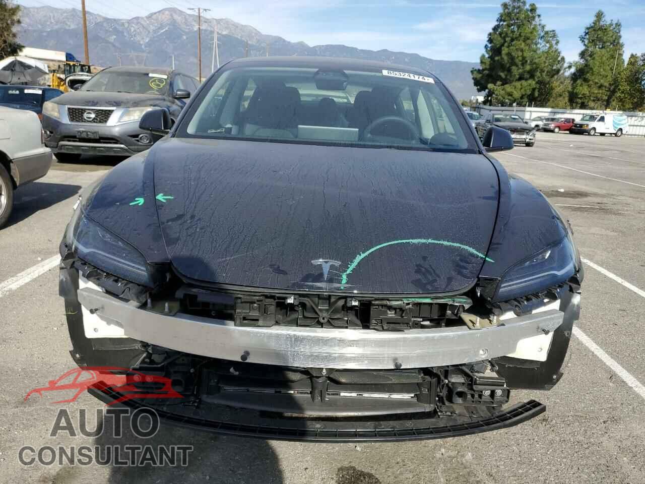 TESLA MODEL 3 2024 - 5YJ3E1EA3RF721577