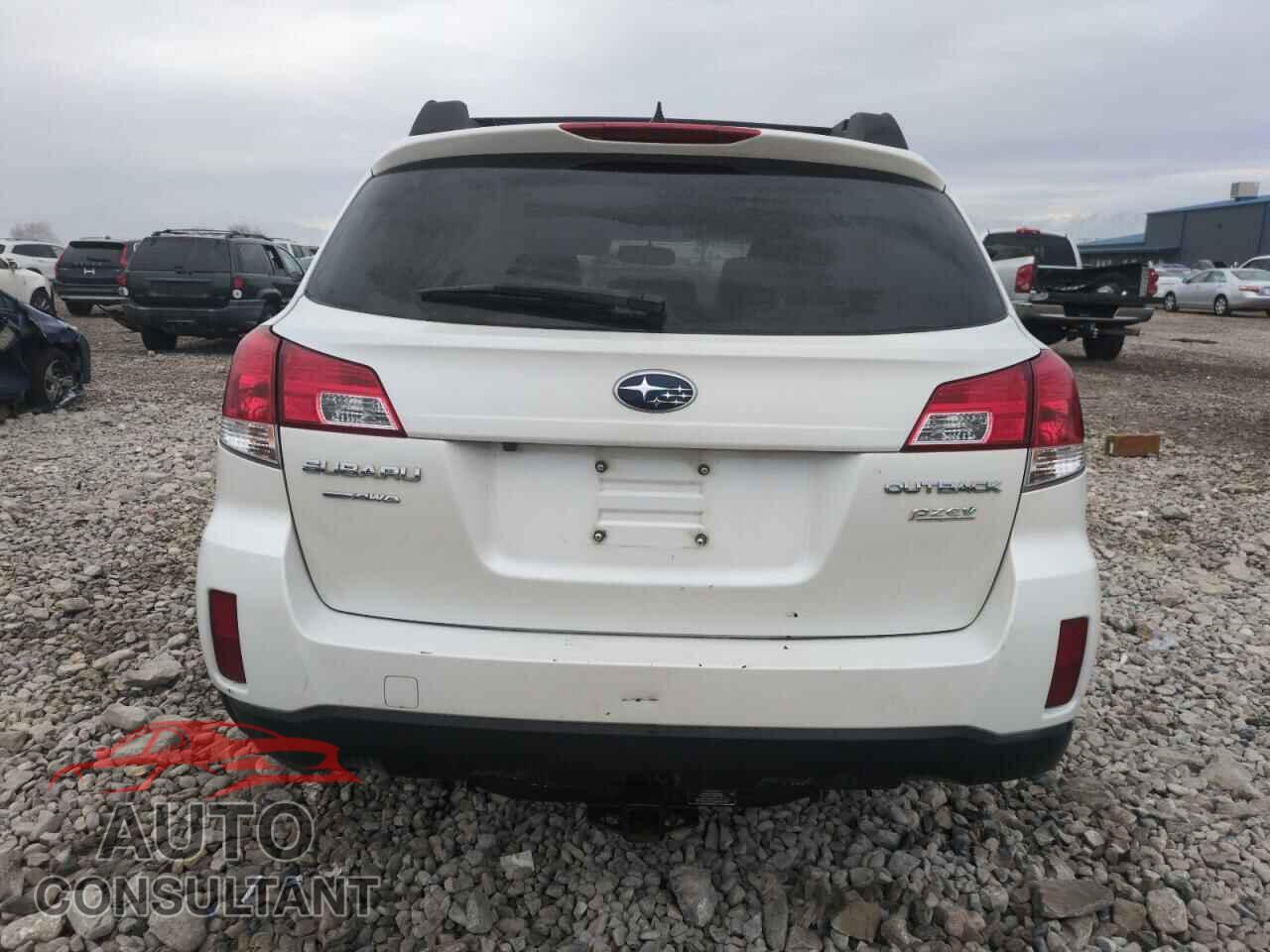 SUBARU OUTBACK 2014 - 4S4BRBLC0E3301627