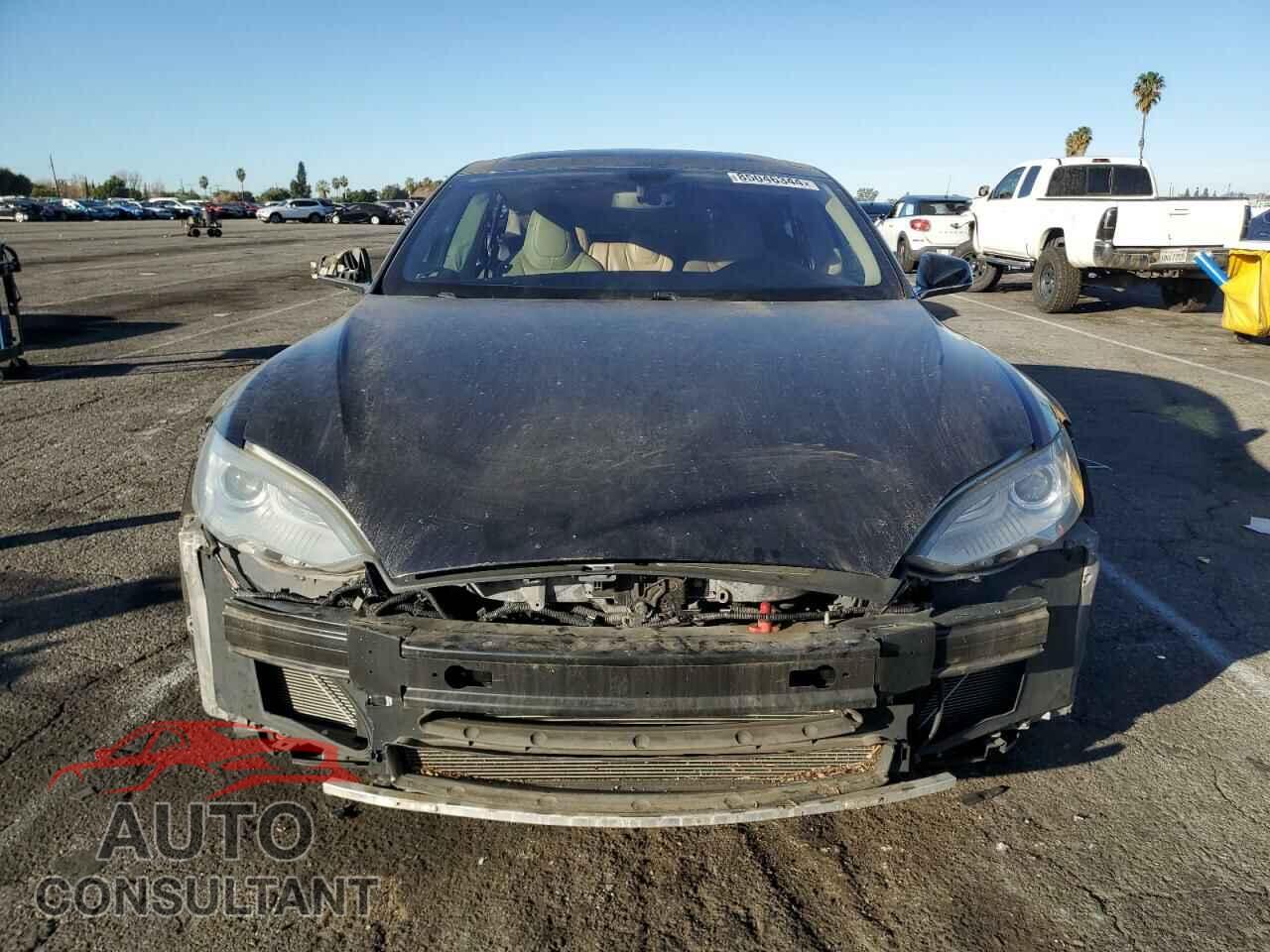 TESLA MODEL S 2013 - 5YJSA1CN5DFP05239