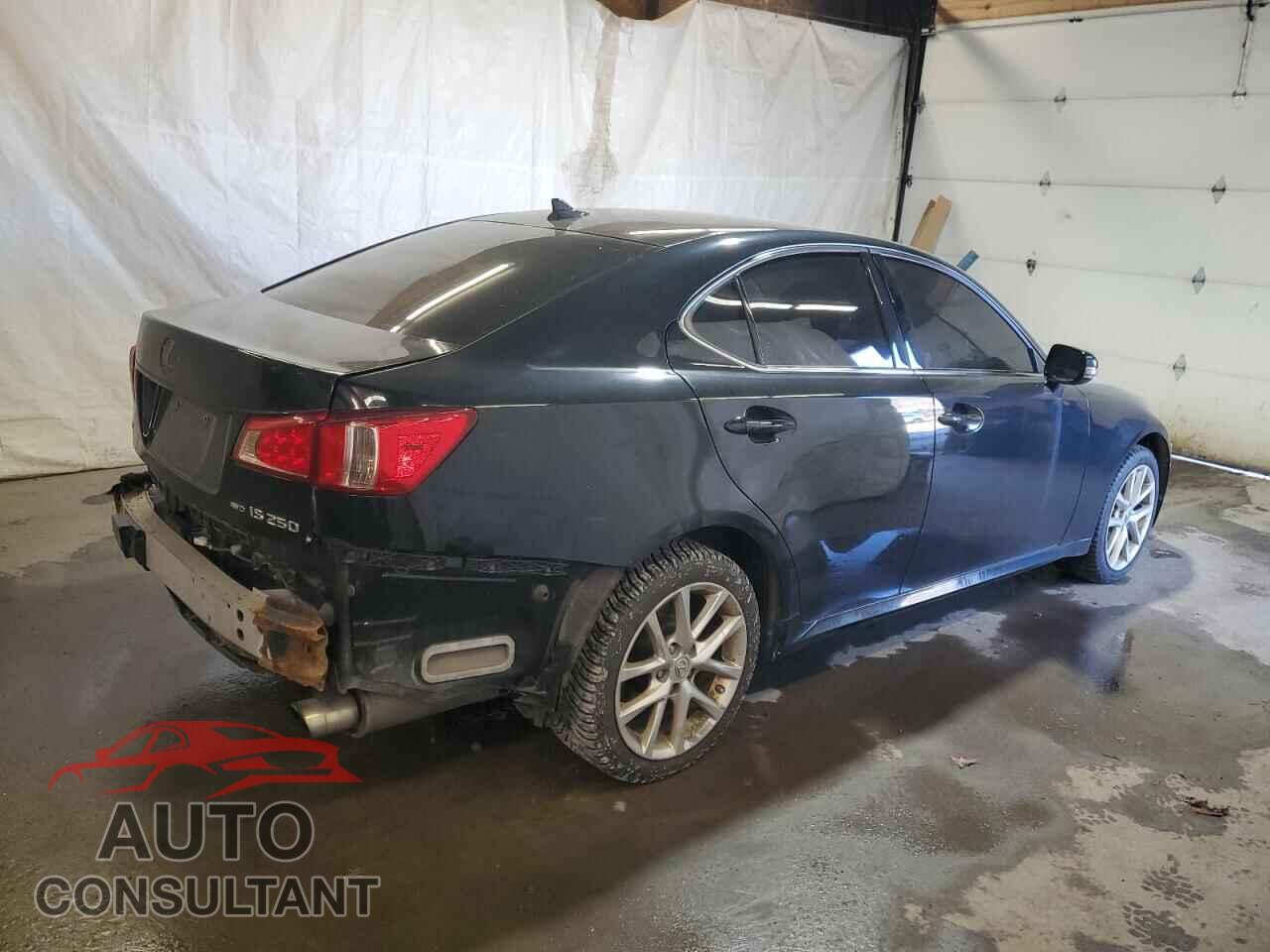 LEXUS IS 2012 - JTHCF5C2XC5060153