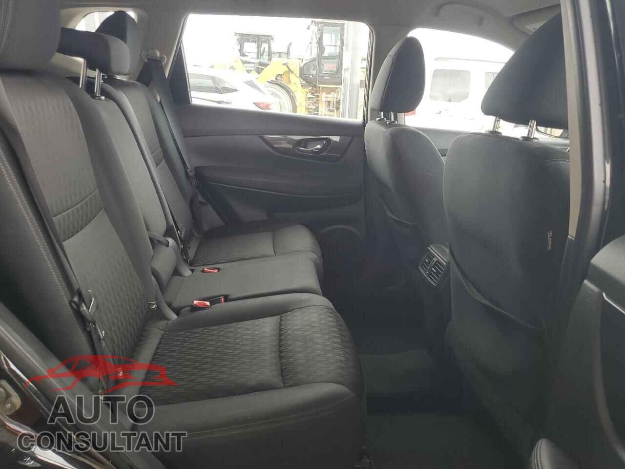 NISSAN ROGUE 2018 - KNMAT2MV1JP549373