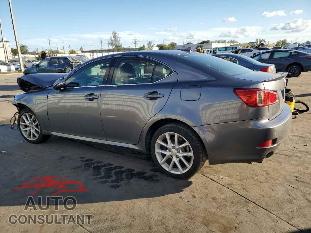 LEXUS IS 2012 - JTHCF5C23C5057417
