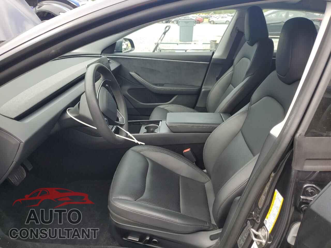 TESLA MODEL 3 2024 - 5YJ3E1EB1RF811559