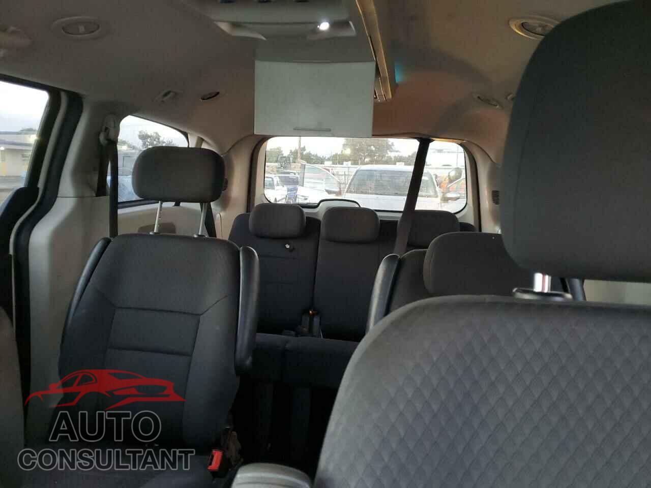 DODGE CARAVAN 2010 - 2D4RN5D13AR484233