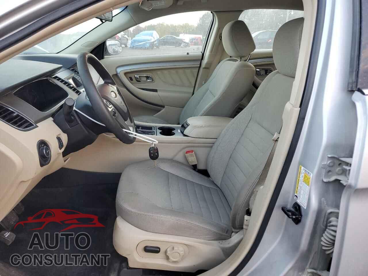 FORD TAURUS 2017 - 1FAHP2D83HG126971