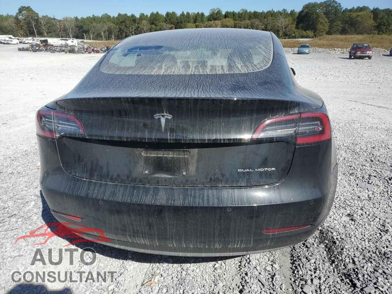 TESLA MODEL 3 2018 - 5YJ3E1EBXJF181996