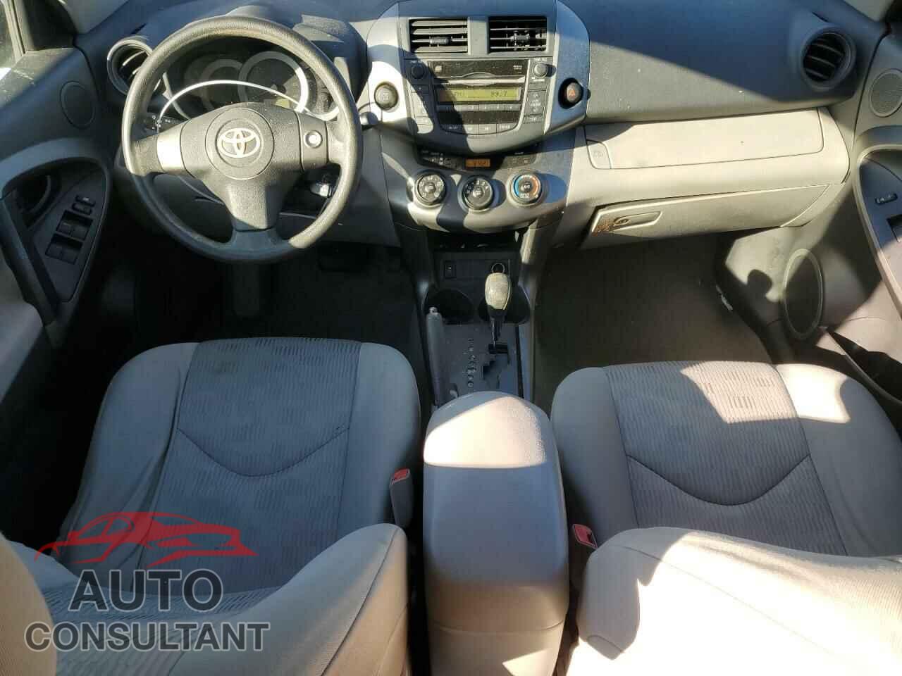 TOYOTA RAV4 2011 - 2T3BF4DV7BW153395