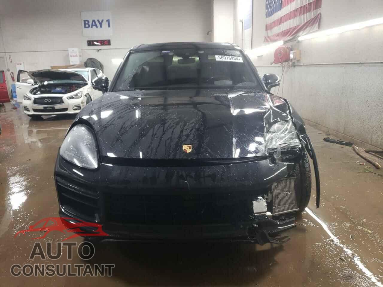 PORSCHE CAYENNE 2019 - WP1AF2AY8KDA81665