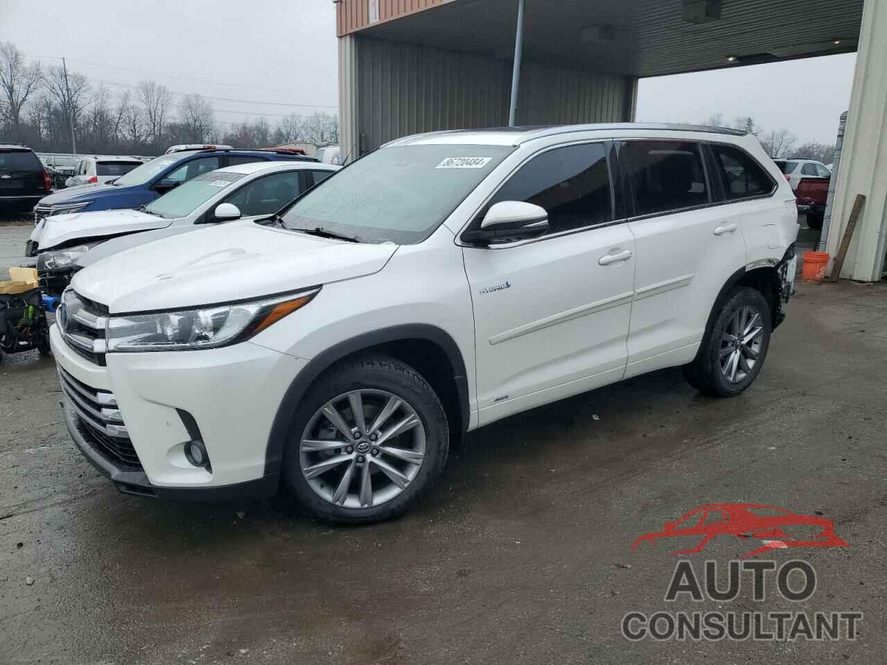 TOYOTA HIGHLANDER 2018 - 5TDDGRFH4JS039865