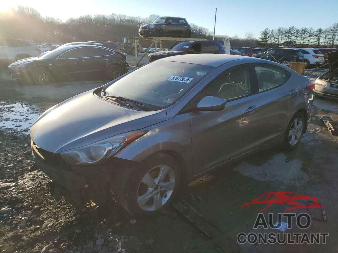 HYUNDAI ELANTRA 2013 - KMHDH4AE4DU498287