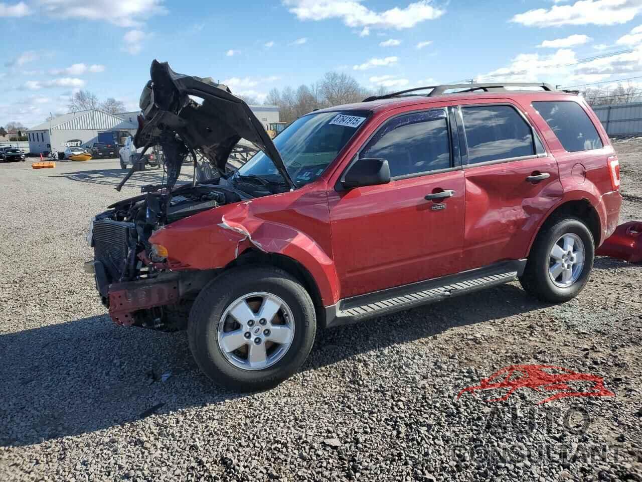 FORD ESCAPE 2010 - 1FMCU9DG5AKD09199