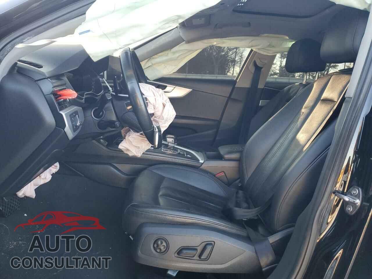 AUDI A4 2017 - WAUDNAF41HN056446