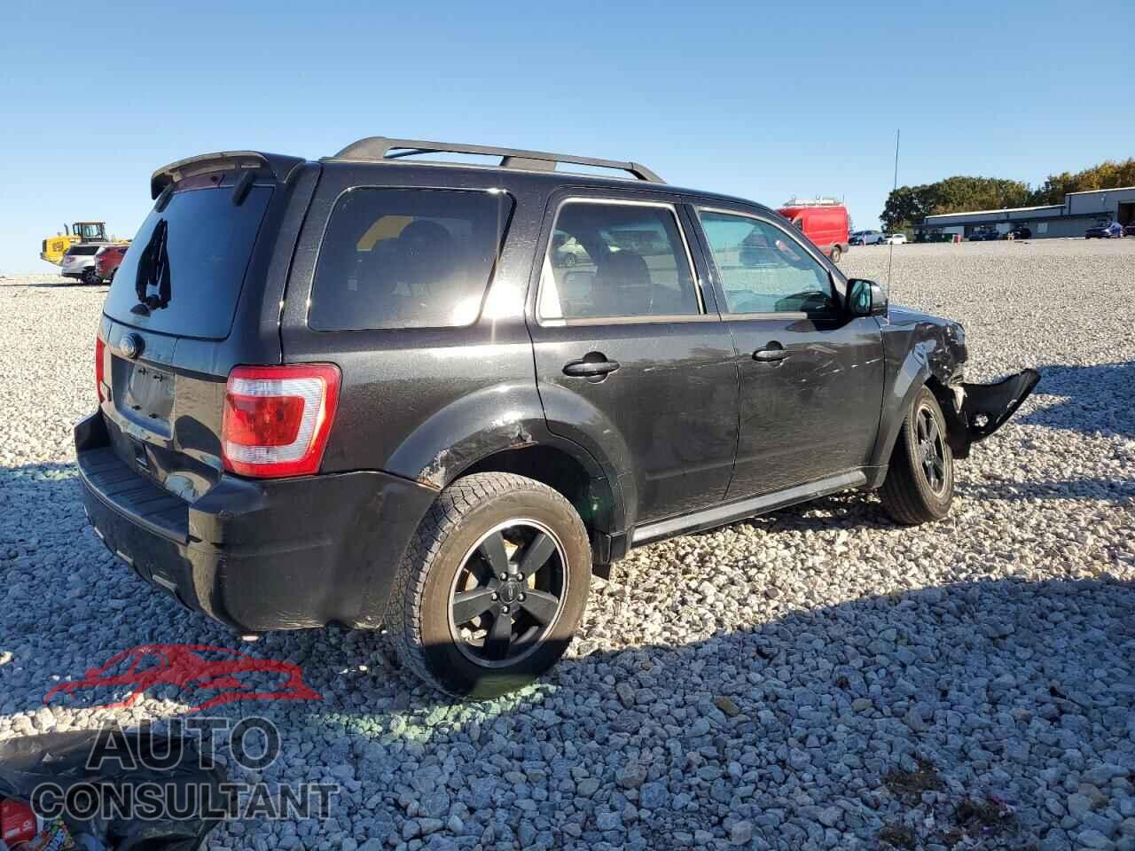FORD ESCAPE 2011 - 1FMCU0D77BKB67824