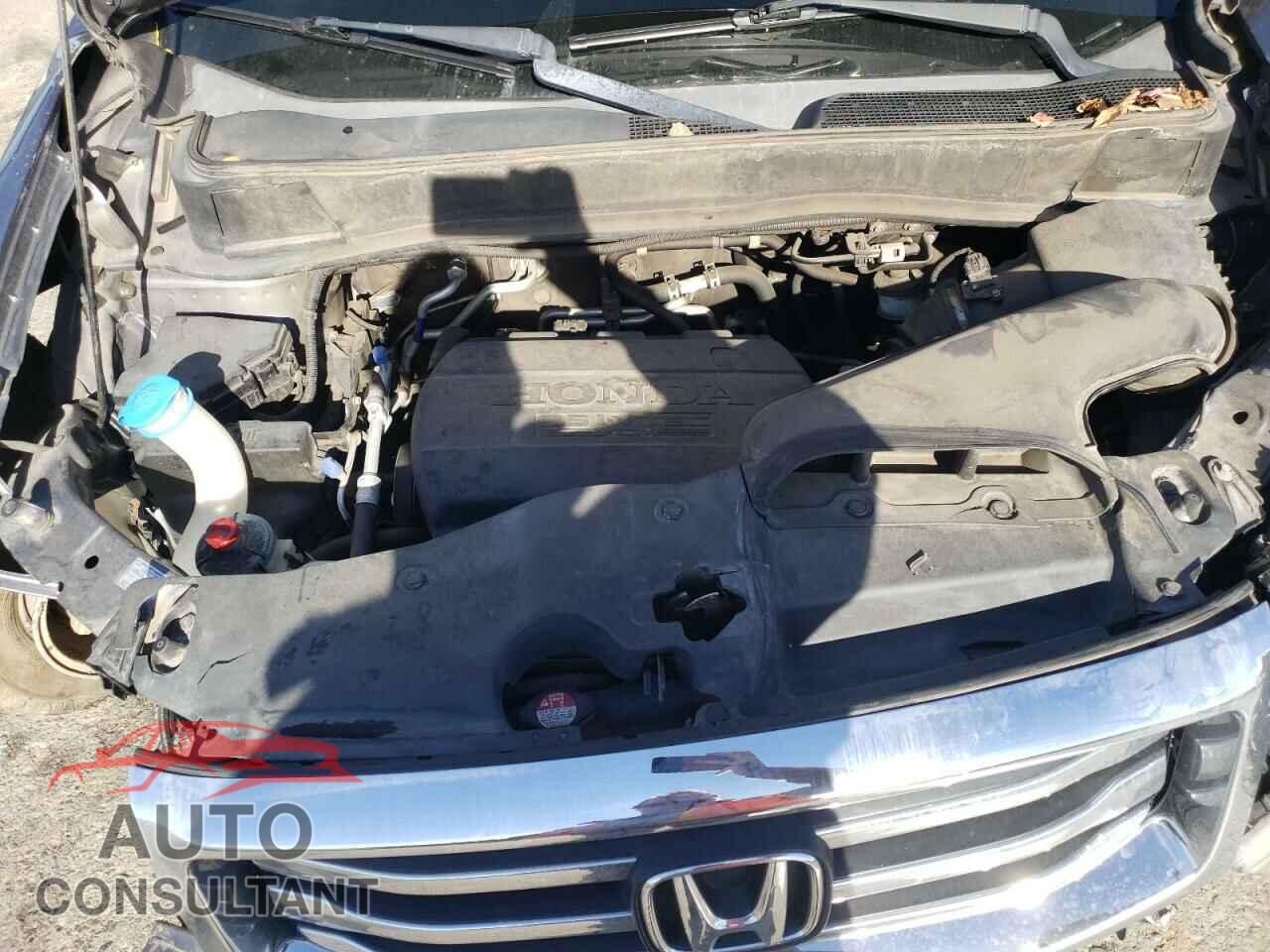 HONDA PILOT 2014 - 5FNYF4H40EB038711