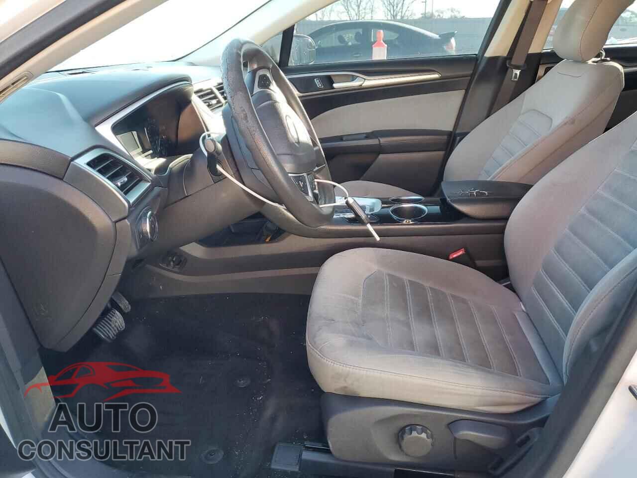 FORD FUSION 2013 - 3FA6P0G77DR262876