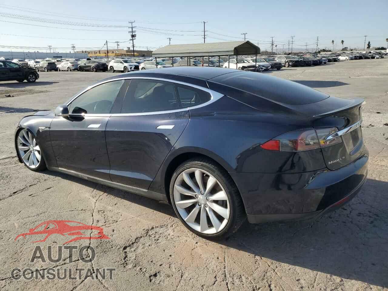 TESLA MODEL S 2013 - 5YJSA1DP2DFP14075