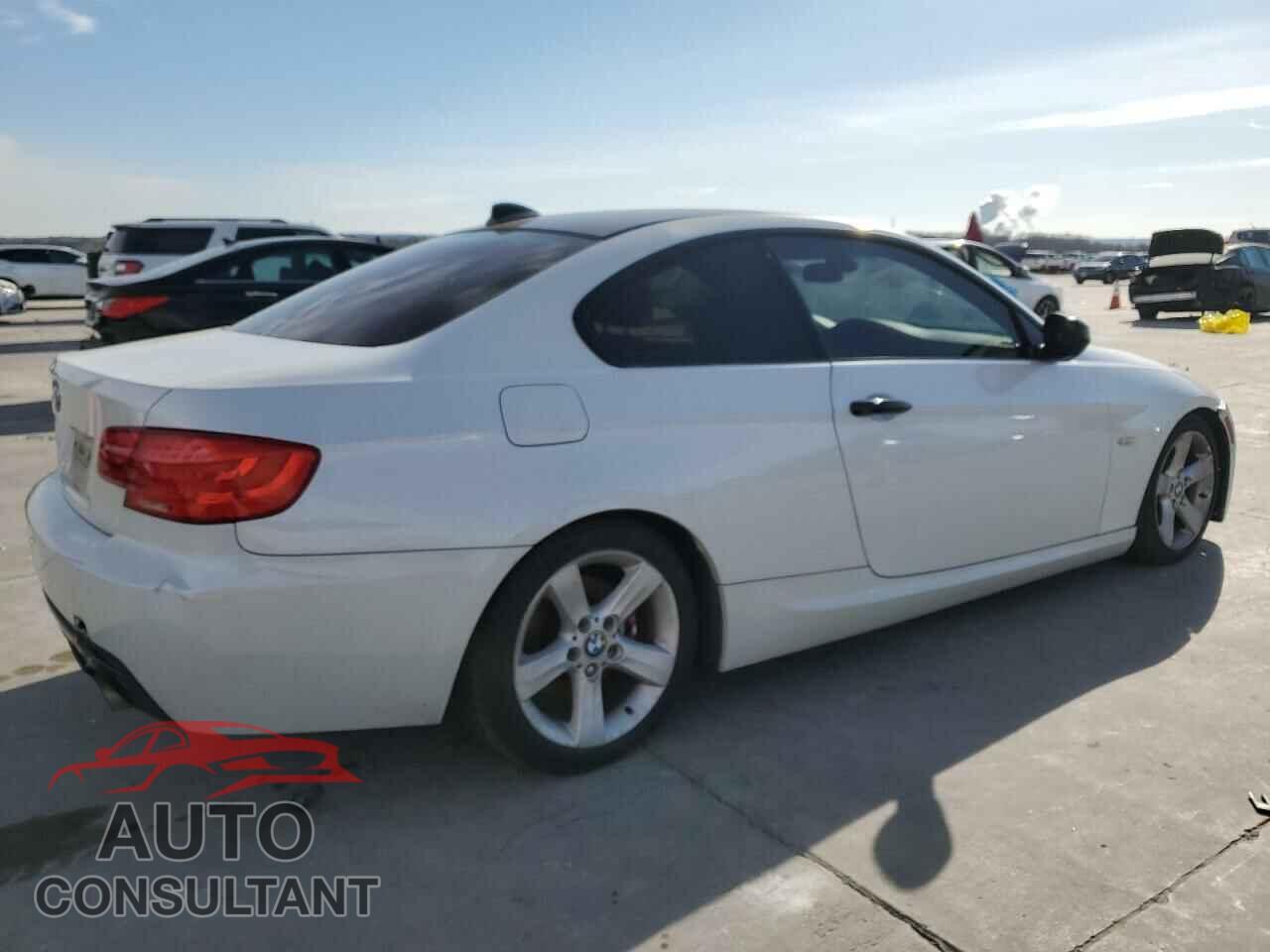 BMW 3 SERIES 2011 - WBAKE5C53BE574318