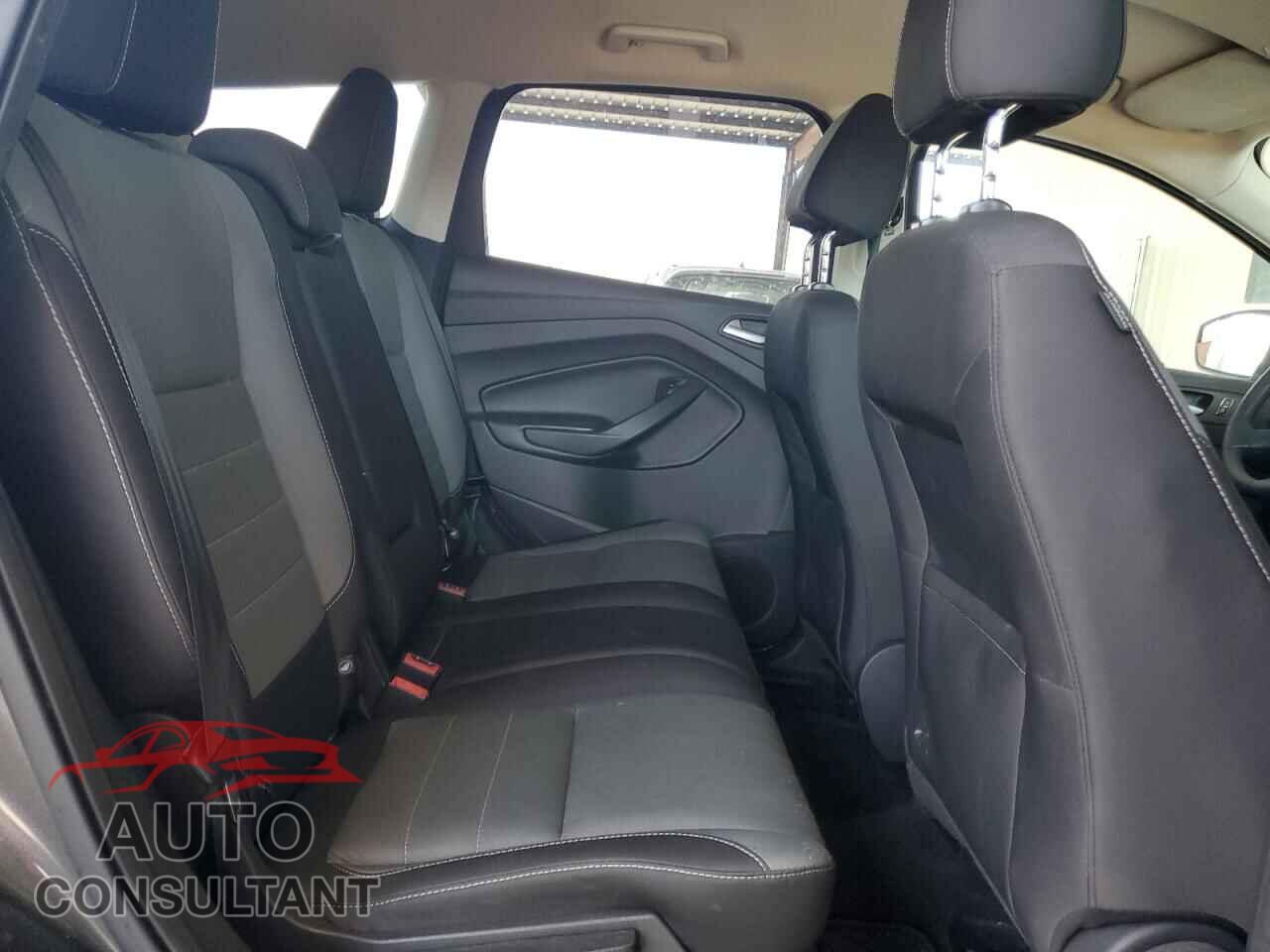 FORD ESCAPE 2016 - 1FMCU0GX6GUC35280