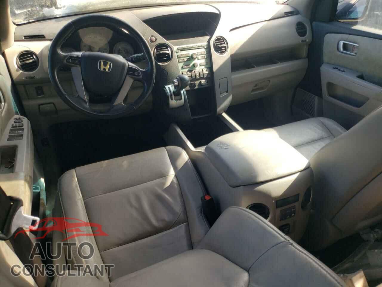 HONDA PILOT 2011 - 5FNYF3H5XBB017444